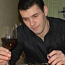 Ден, 34 года