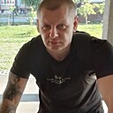 Лев, 39 лет