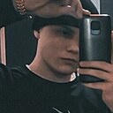 Захар, 22 года