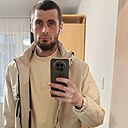 Артур, 32 года