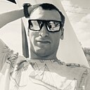 Юрий, 32 года
