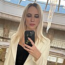 La, 33 года