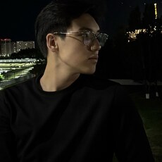 Фотография мужчины Alikhan, 18 лет из г. Астана