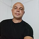 Михаил, 35 лет