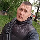 Слава, 33 года