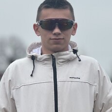 Фотография мужчины Vadym, 18 лет из г. Львов