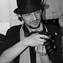 Женат, 35 лет