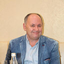 Олив, 52 года
