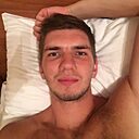 Саша, 32 года