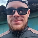 Максим, 24 года