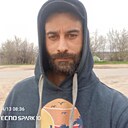 Красивый, 35 лет