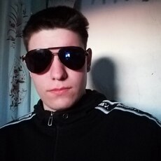 Фотография мужчины Александр, 19 лет из г. Благовещенск