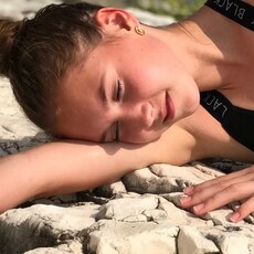 Фотография девушки Алина, 20 лет из г. Санкт-Петербург