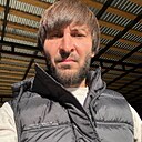 Ден, 32 года