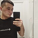Шарипов, 24 года