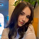 Манушак, 21 год