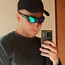 Роман, 33 года