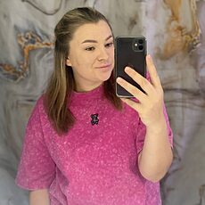Фотография девушки Алина, 31 год из г. Ханты-Мансийск