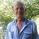 Володя, 62 года