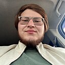 Донияр, 22 года