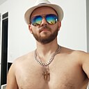 Mister X, 35 лет