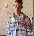 Денис, 22 года