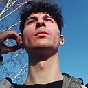 Антон, 23 года