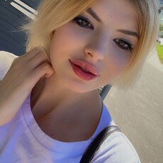 Фотография девушки 𝕂ℝ𝕚𝕊𝕋𝕚ℕ𝔸, 25 лет из г. Бобруйск
