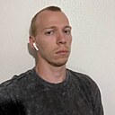 Максим, 21 год