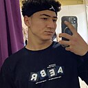 Ахмедов, 18 лет