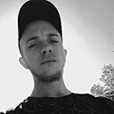 Саша, 22 года