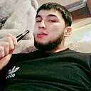 Али, 24 года