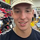 Даниил, 22 года