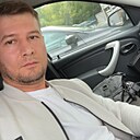 Сэм, 33 года