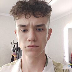 Фотография мужчины Юрий, 18 лет из г. Гвардейск