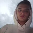 Максим, 22 года