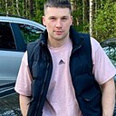 Слава, 33 года