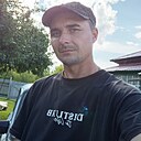 Илья, 33 года
