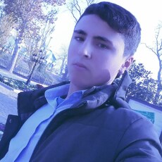 Фотография мужчины Behzod, 18 лет из г. Якутск
