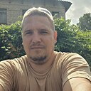 Илья, 33 года