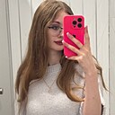 Полина, 22 года