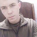 Максим, 22 года
