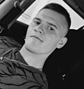 Максим, 22 года