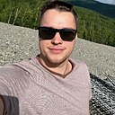 Олег Павлов, 28 лет