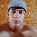 Аёмиддини Акбар, 21 год