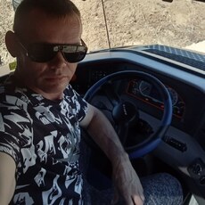 Фотография мужчины Михаил, 35 лет из г. Ханты-Мансийск