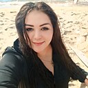 Жемчужина, 33 года