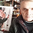 Вин Таж, 62 года