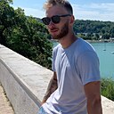 Артем, 33 года