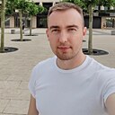 Олег, 33 года